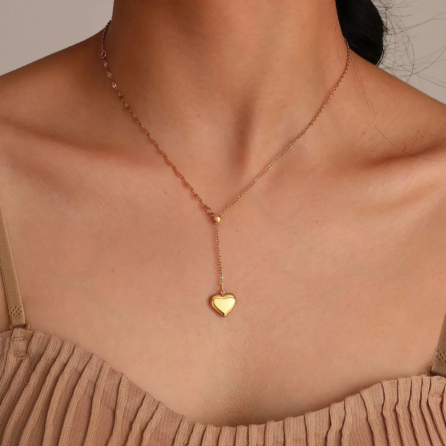Delicate 14k Gold Heart Drop Necklace - Halri