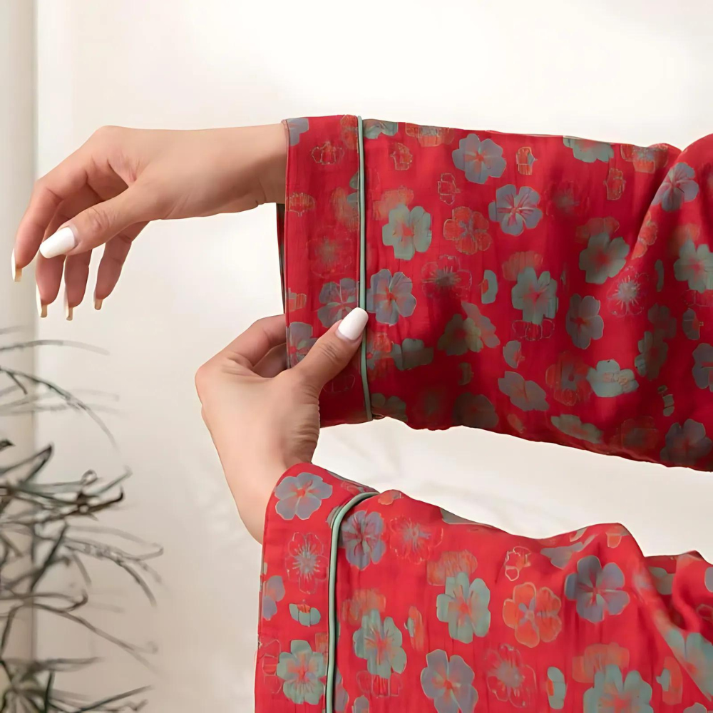 Soft Cotton Bathrobe with Plum Blossom Design โ Elegant Mens Robe for All Seasons 3
