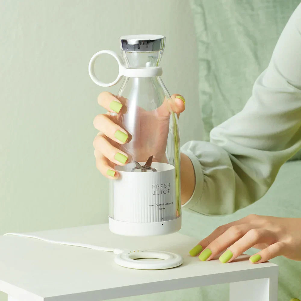 Compact Personal Smoothie Blender