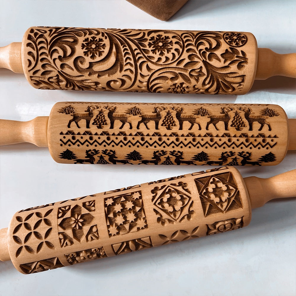 Handcrafted Embossed Rolling Pin for Holiday Baking โ 35cm Beech Wood with Festive Reindeer and Snowflake Designs 9