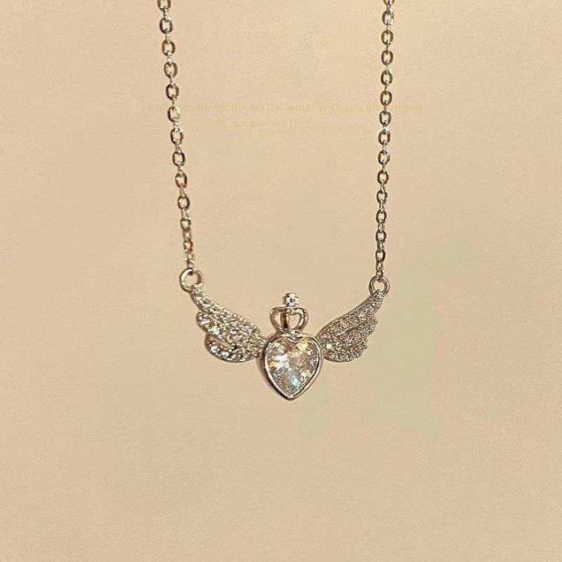 Romantic Heart Shaped Love Necklace