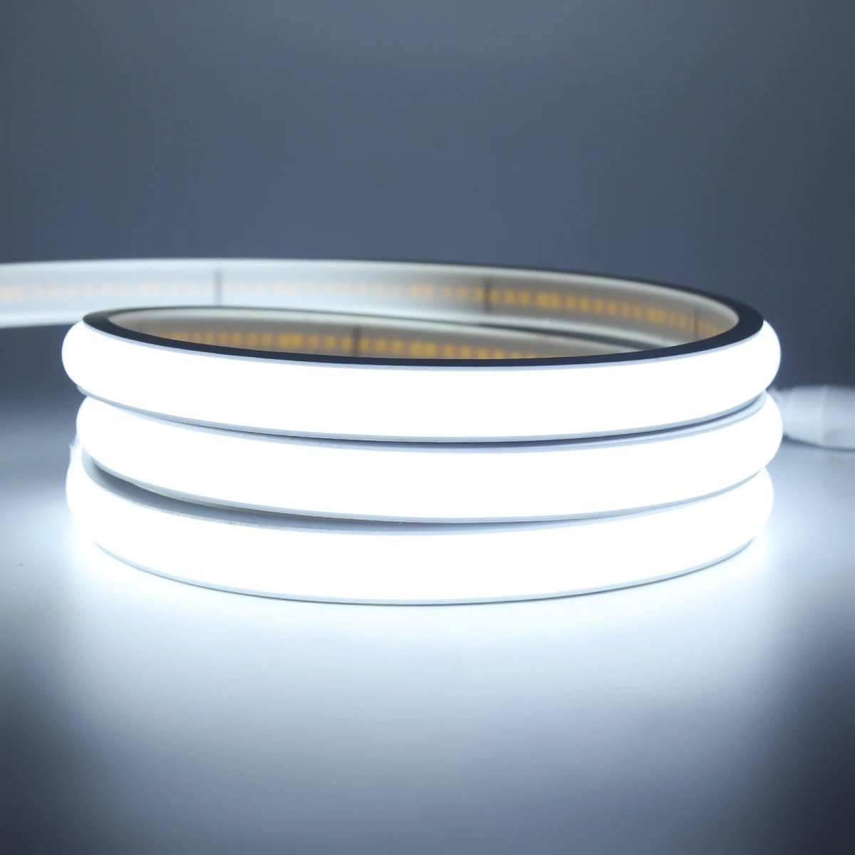 Flexible LED Strip Light - Waterproof - 5m/10m