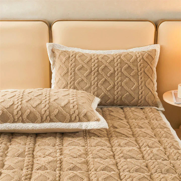 Soft Plush Duvet for Cozy Winter Comfort