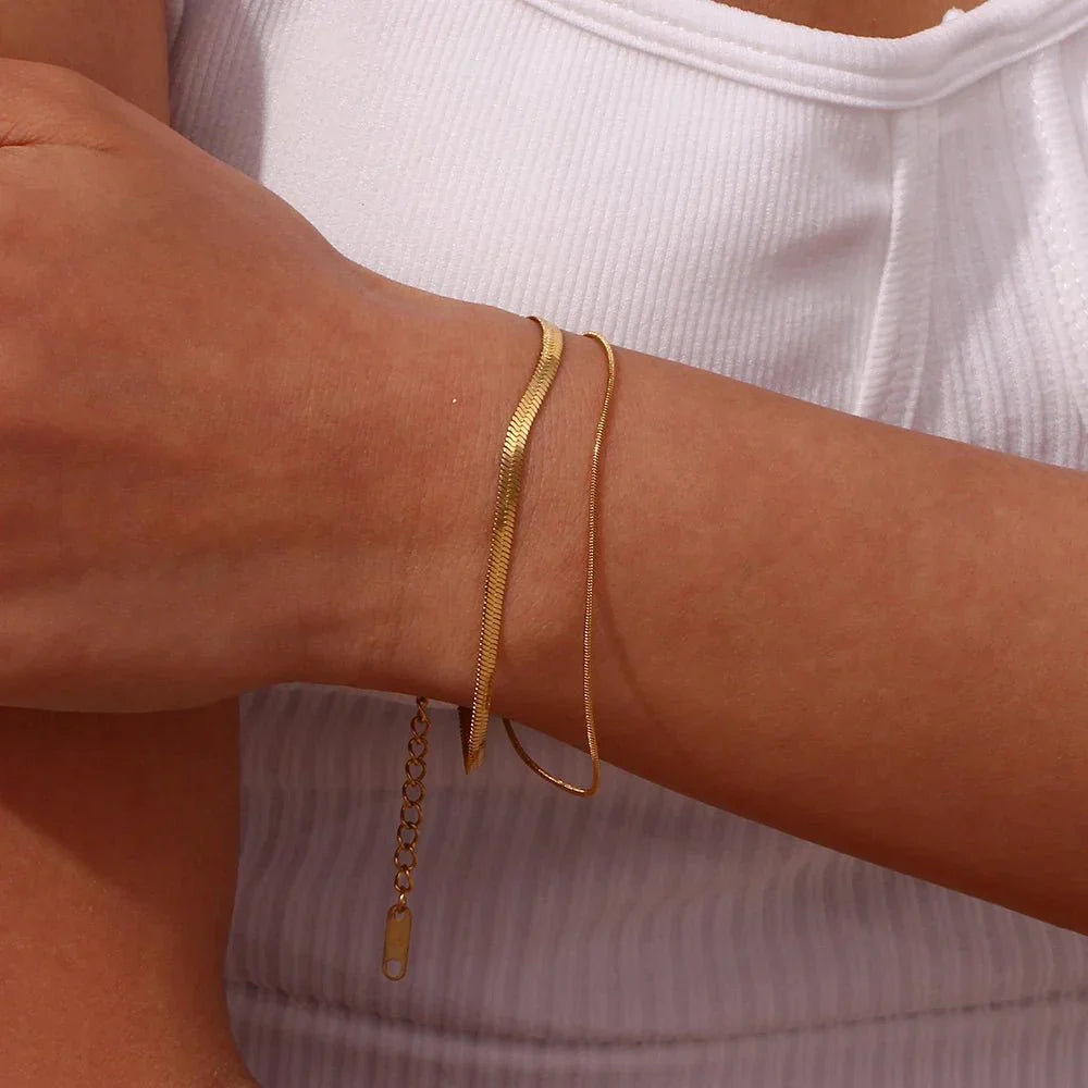 Simple Herringbone and Delicate Chain Layered Bracelet - Halri