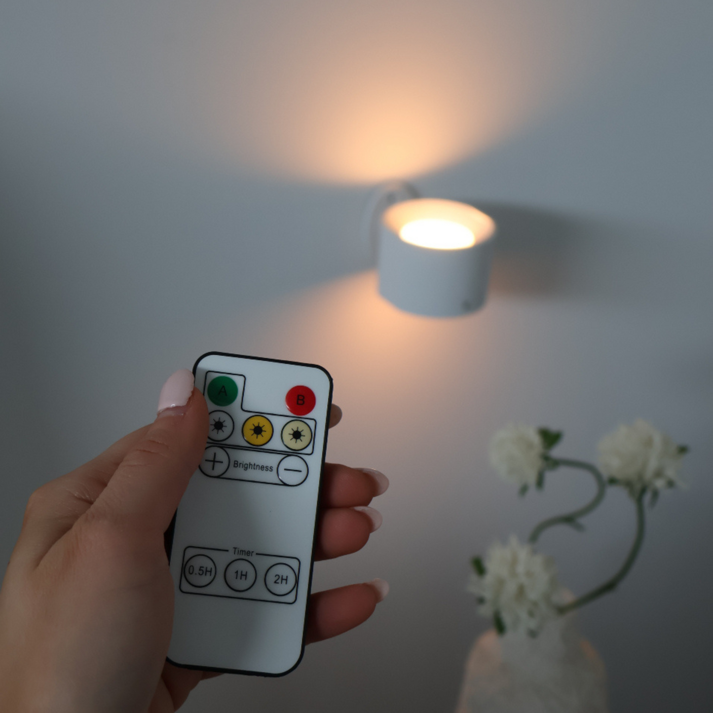 Bright Cordless Rechargeable LED Wall Lamp - Halri