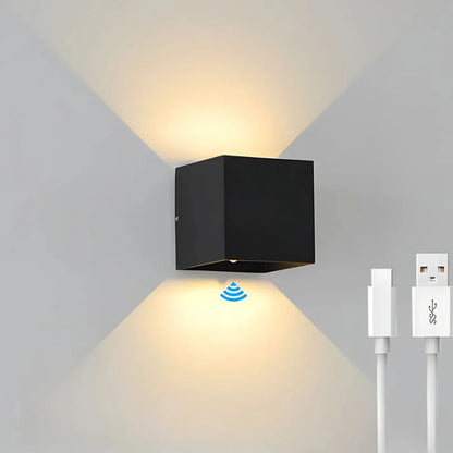 Flexible Dimmable Wall Lamp