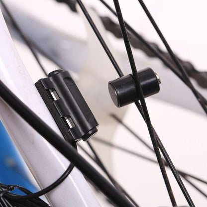 Compact GPS Cycling Speed Computer