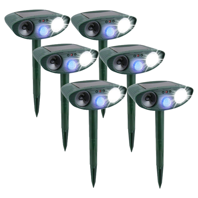 Outdoor Solar Powered Animal Repellent with Flashing Light