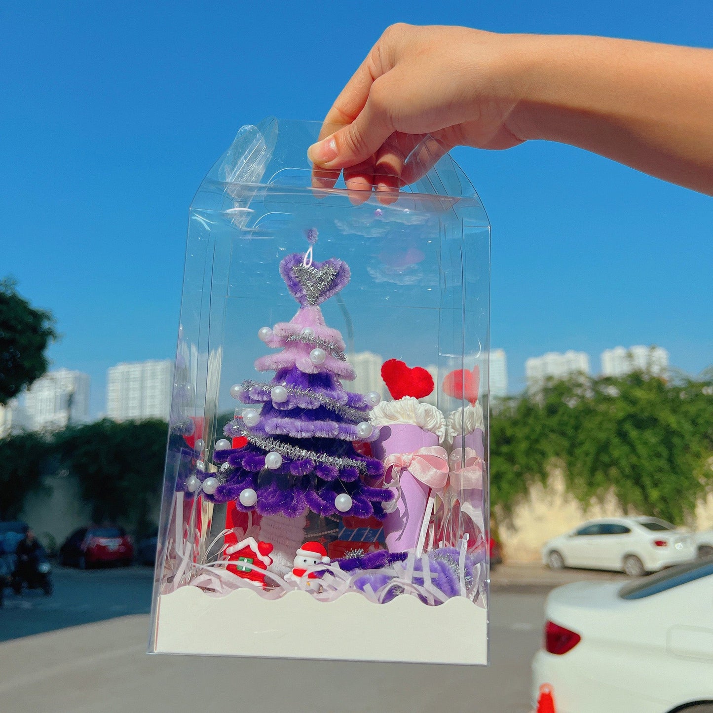 Festive Holiday Christmas Decoration - Halri