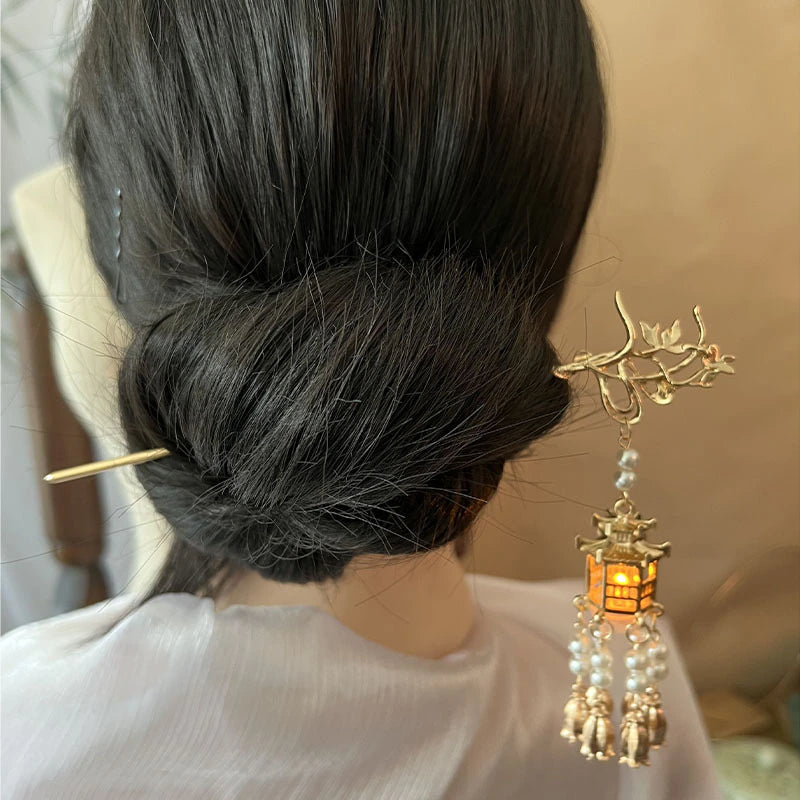 Vintage Inspired Hairpin Lantern Clips