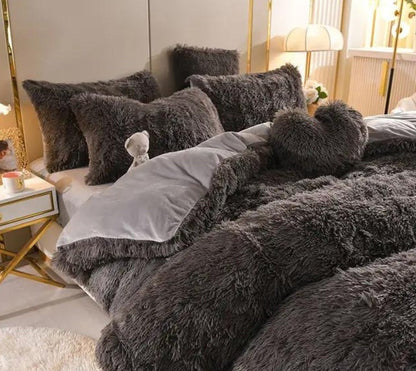 Soft Premium Duvet Cover with Zipper and Tie Downs