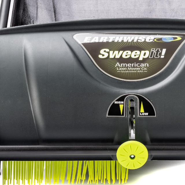 Big Yard Lawn Leaf Sweeper Collector
