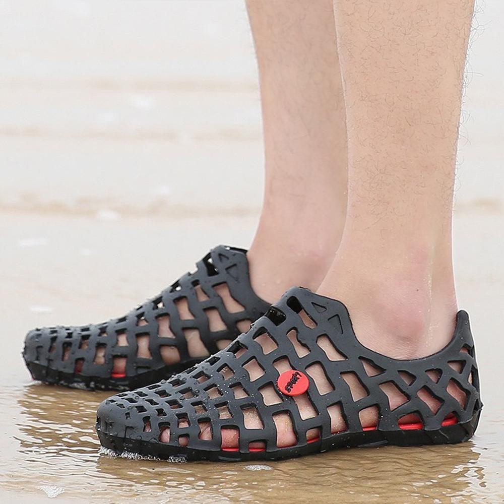Lightweight Ventilated Flat Sandal