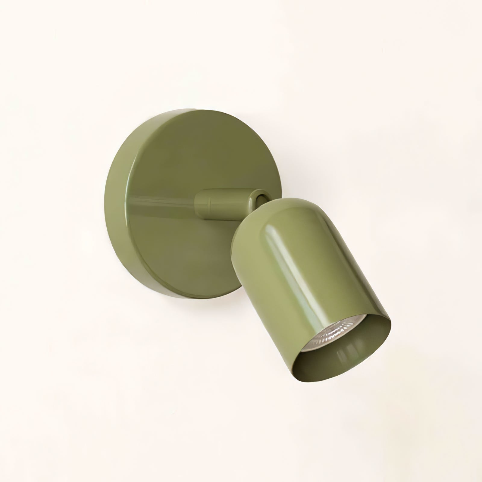 Versatile Indoor Wall Light - Contemporary Metal Sconce - Halri