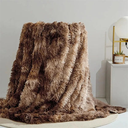 Cozy Faux Fur Throw Blanket – Silky Soft Fleece, Elegant Drape, Standard Size for Ultimate Comfort and Warmth 7