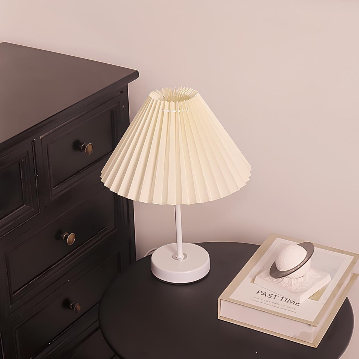 Dimmable Fabric Table Lamp with Iron Base – Elegant Bedside Lamp for Home and Office, Versatile Lighting for Tables and Desks 7