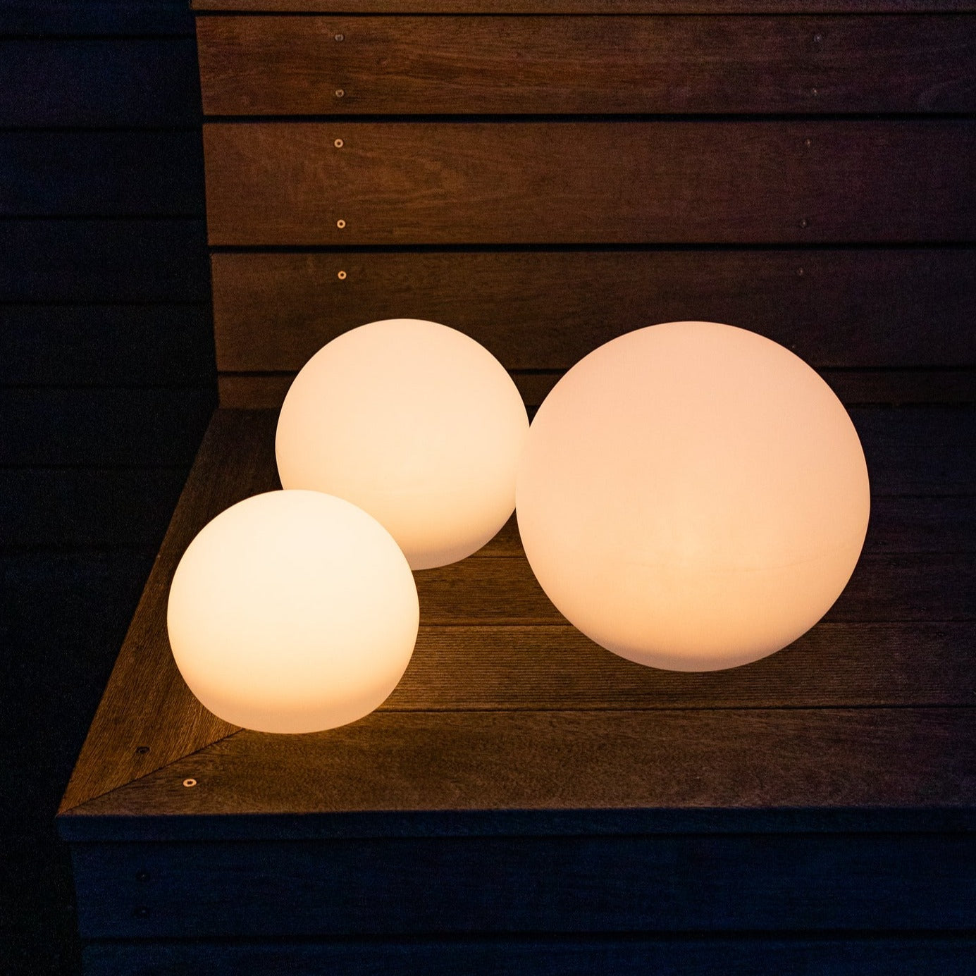 Colorful Solar Powered Garden Light Ball