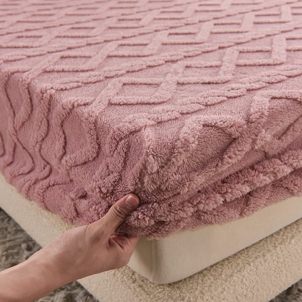 Flannel Velvet Extra Deep Fitted Sheet with 27 cm Pockets – Soft, Breathable, and Durable for All Seasons 4