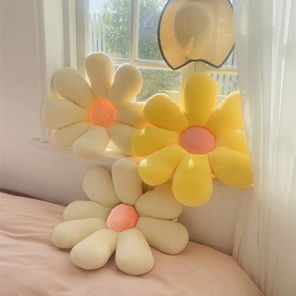 Flower-Shaped Decorative Cushion – Ultra-Soft Accent Pillow for Couch, Cozy Plush Throw Pillow for Home Decor 7
