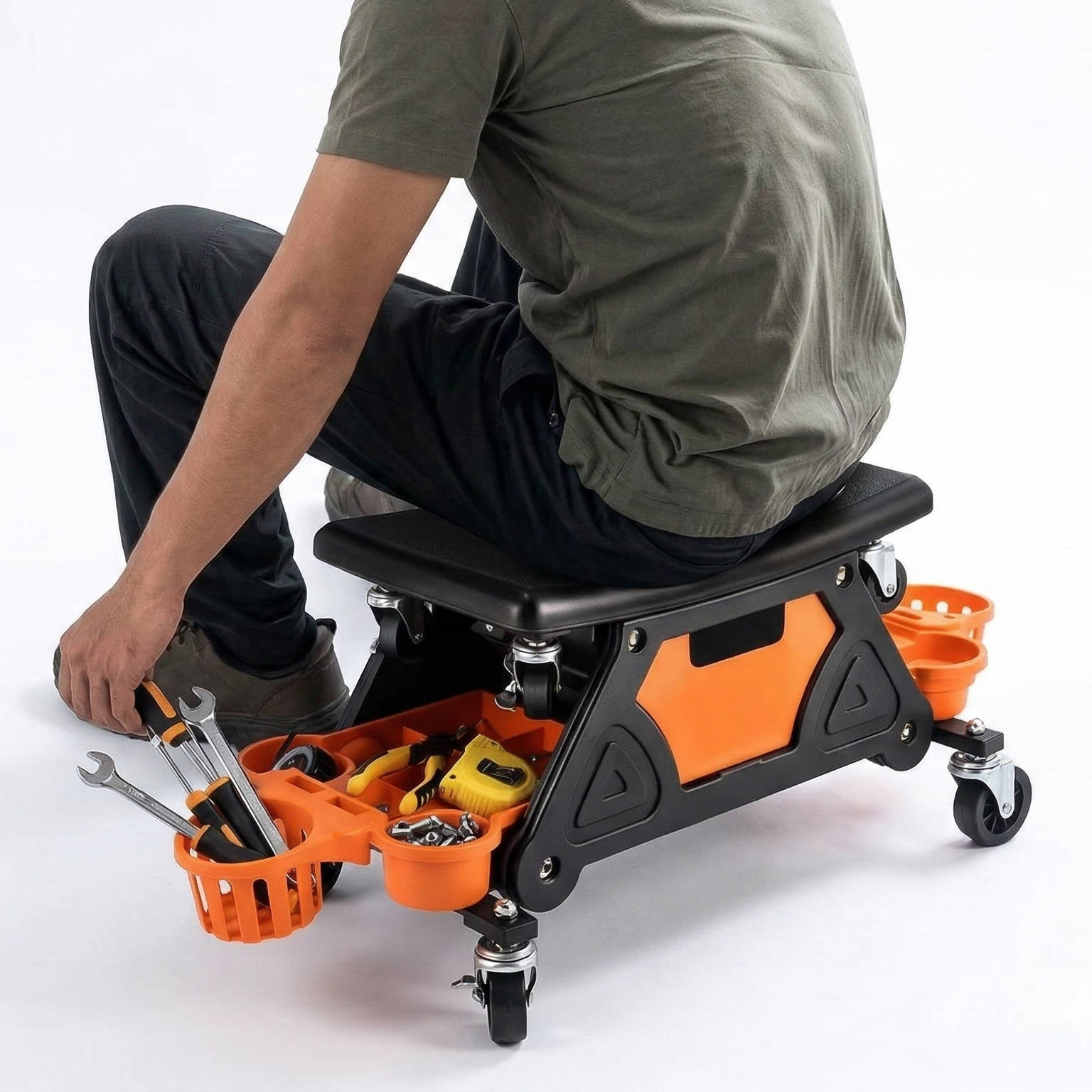 Heavy Duty Garage Stool with Swivel Wheels - Halri