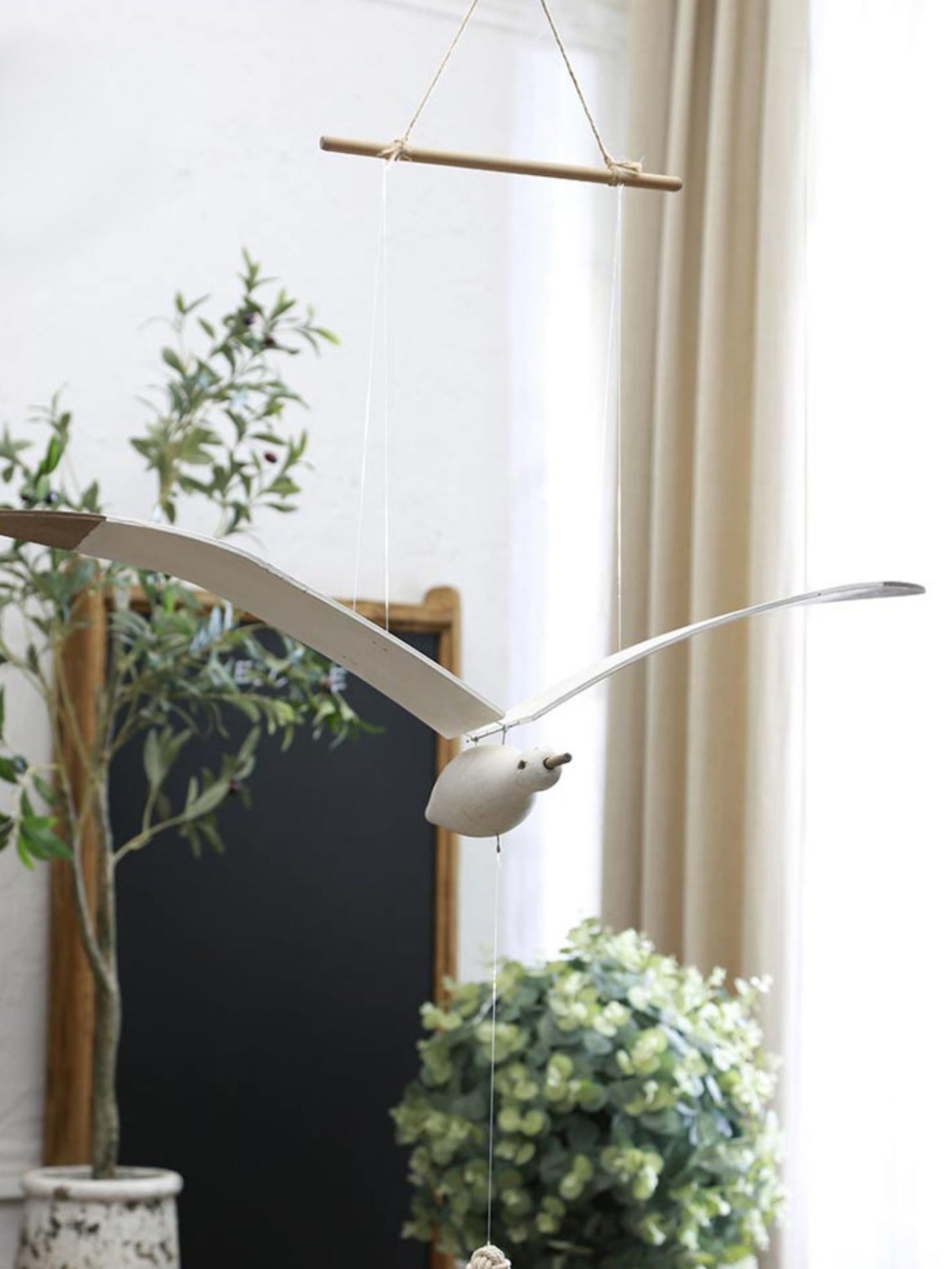 Beachy Wooden Seagull Decor Ornament