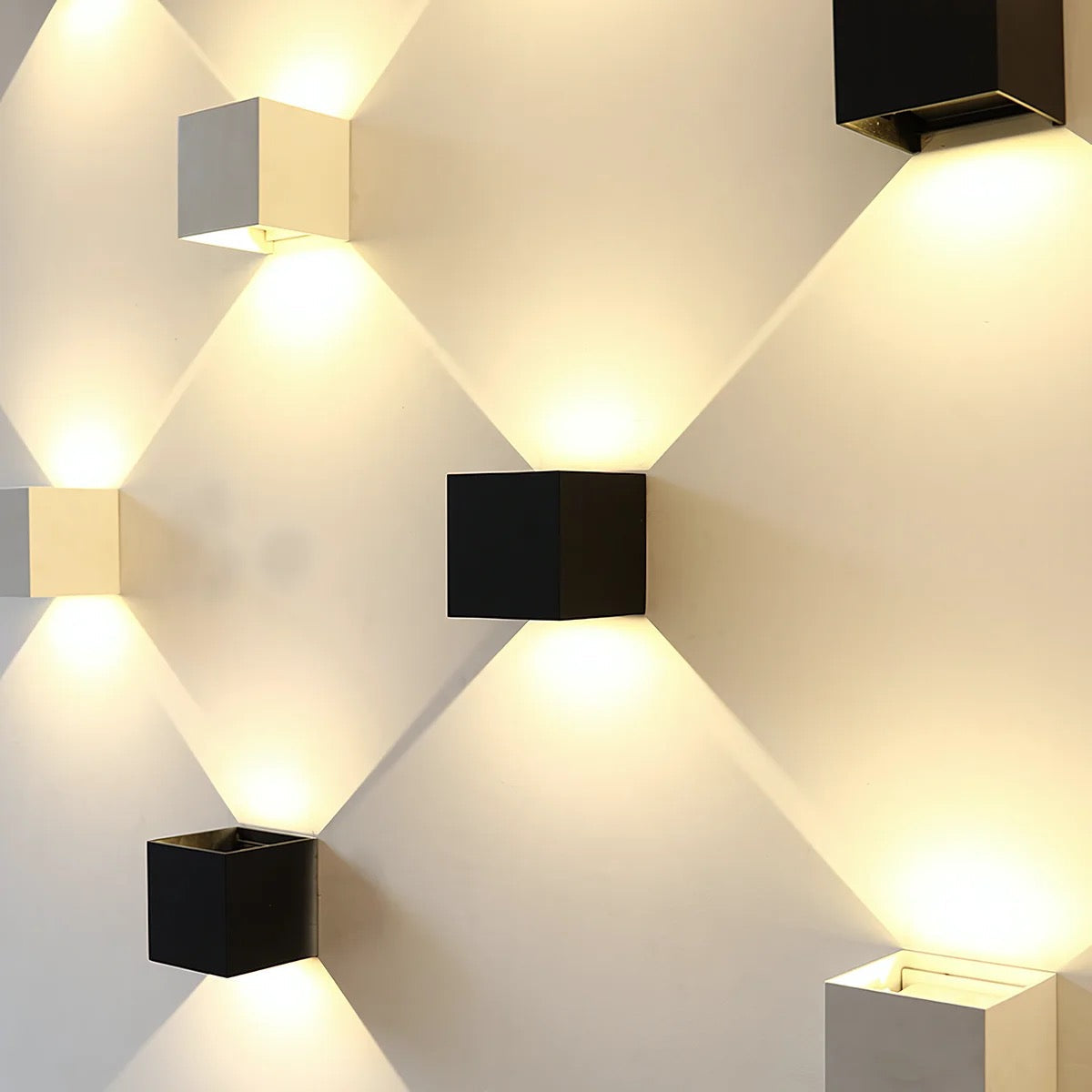 Auto Bright Motion Activated Wall Lamp