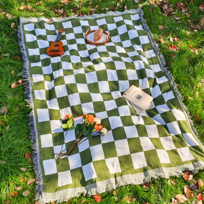 Big Plaid Outdoor Blanket – Cozy Microfiber Picnic Throw