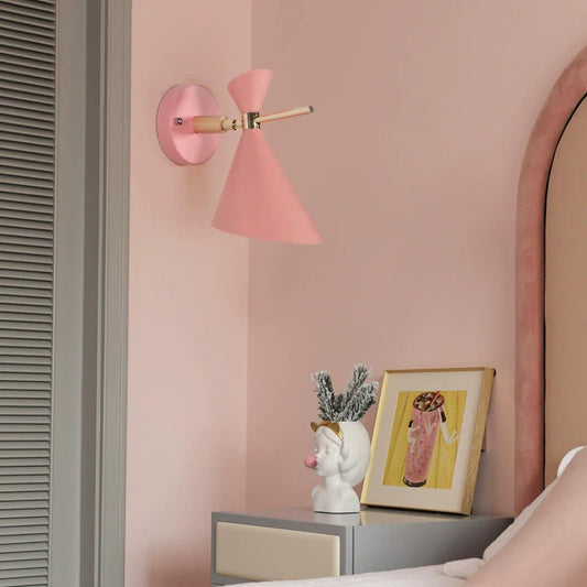 Rustic Horn Wall Lamp - Warm Ambient Home Lighting - Halri