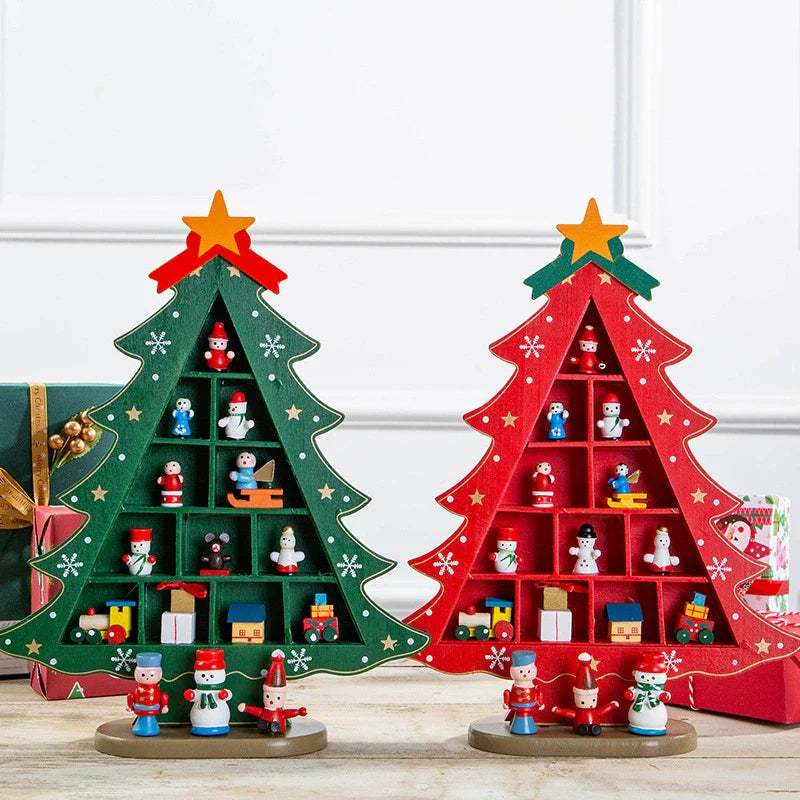 Small Funny Xmas Tree Figurine Decoration - Halri