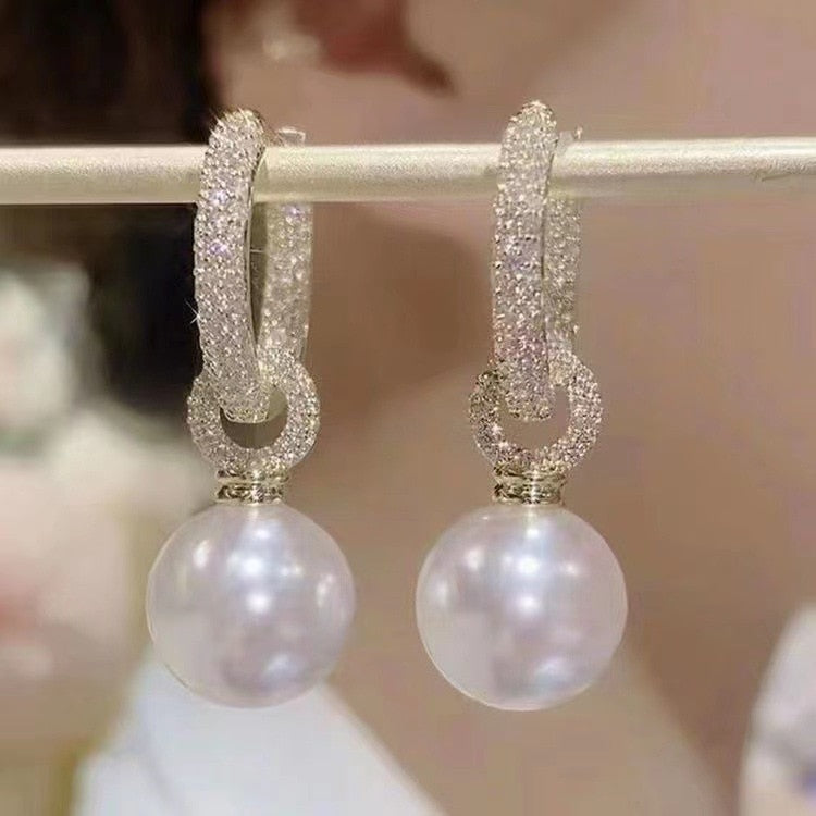 Round Heart Beautiful Drop Earrings