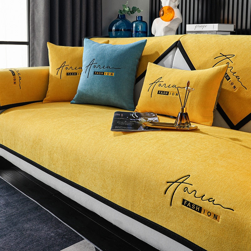 Halri | Waterproof Faux Leather Sofa Protector