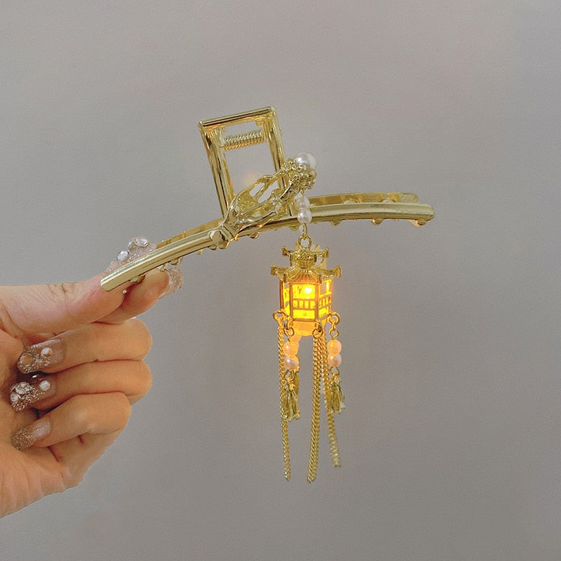 Vintage Inspired Hairpin Lantern Clips