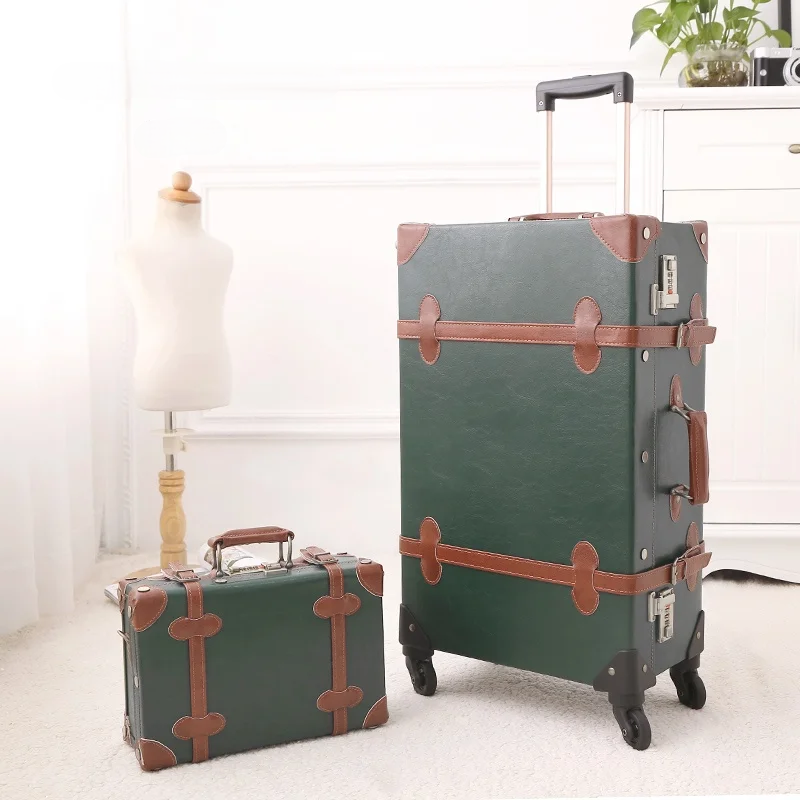 Vintage Style Hardcase Travel Set