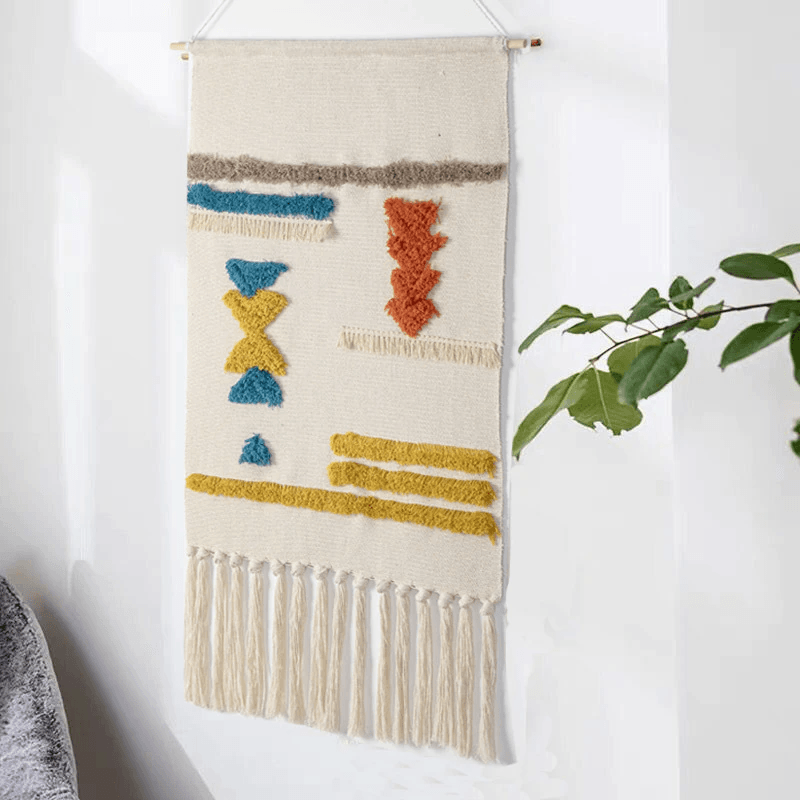 Stylish Geometric Pattern Wall Rug