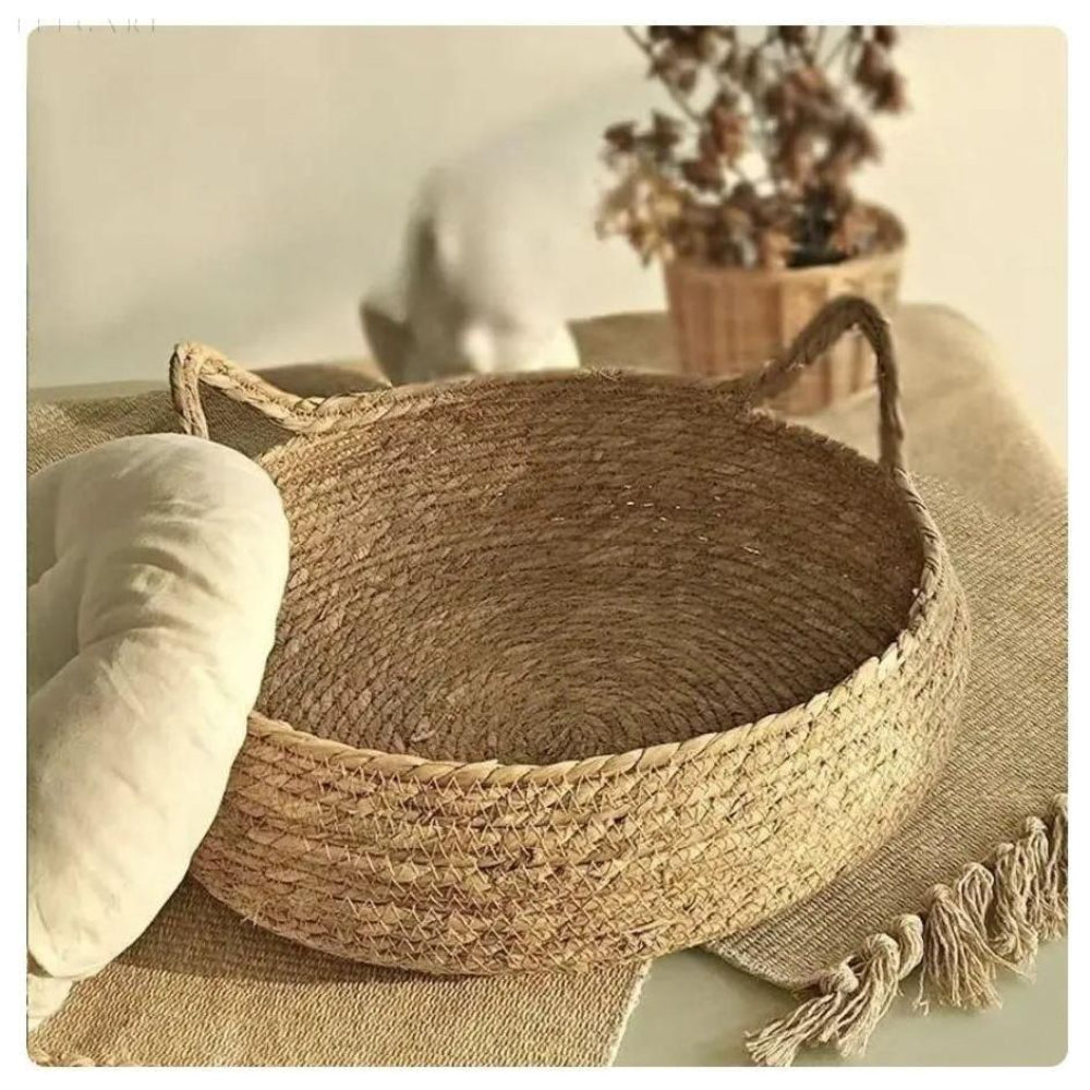 Ultra-Soft Cat Bed with Non-Slip Base – Cozy Donut Shape for Cats and Small Pets 8