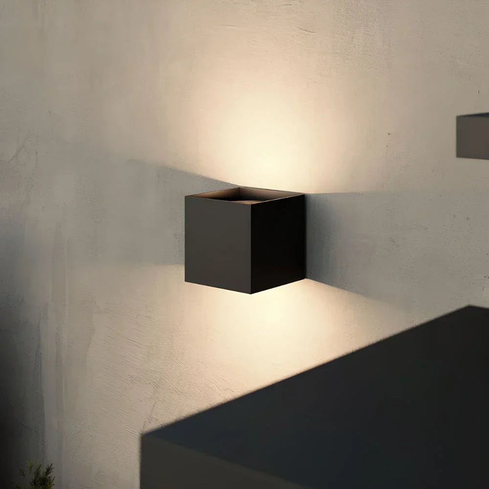 Flexible Dimmable Wall Lamp - Halri