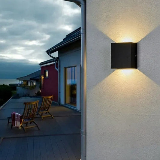 Adjustable LED Wall Sconce Modern Lighting - Halri