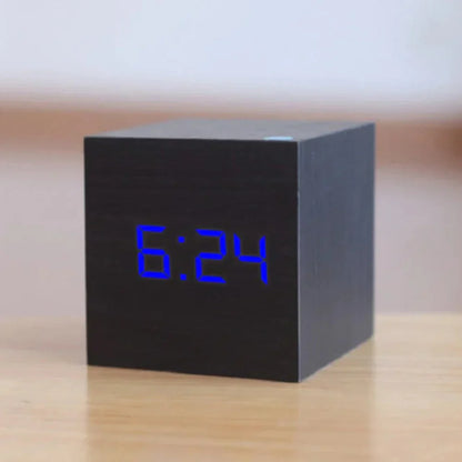 Small Digital Alarm Clock with Dimmable Light