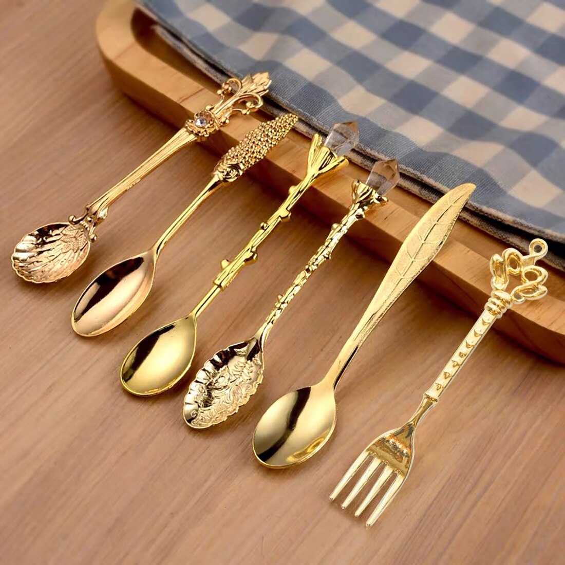 Antique Style Engraved Teaspoon - Halri