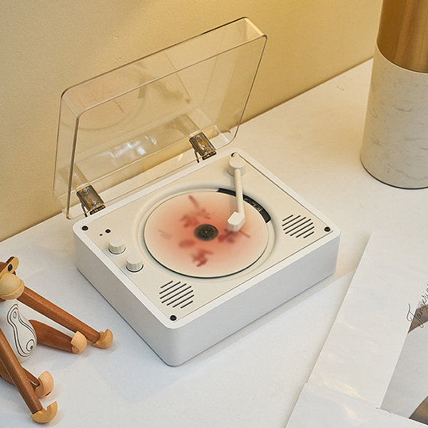 Classic Compact Disc Music Player - Halri