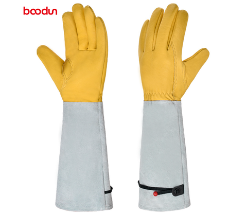 Waterproof Gardening Gloves for Women, Thorn Resistant Pair