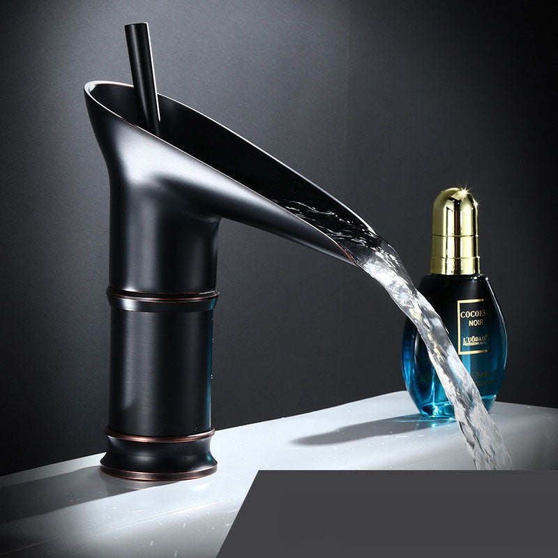 Luxury Bronze Single Handle Bathroom Faucet