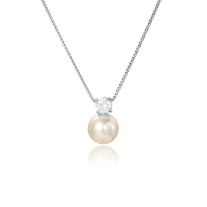 Elegant Pearl and Diamond Chain Necklace