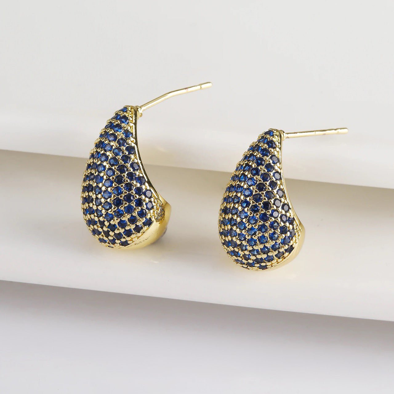 Sparkling Silver Teardrop Diamond Earrings