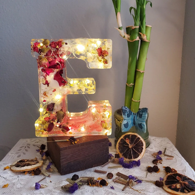 Pretty Floral String Table Lamp