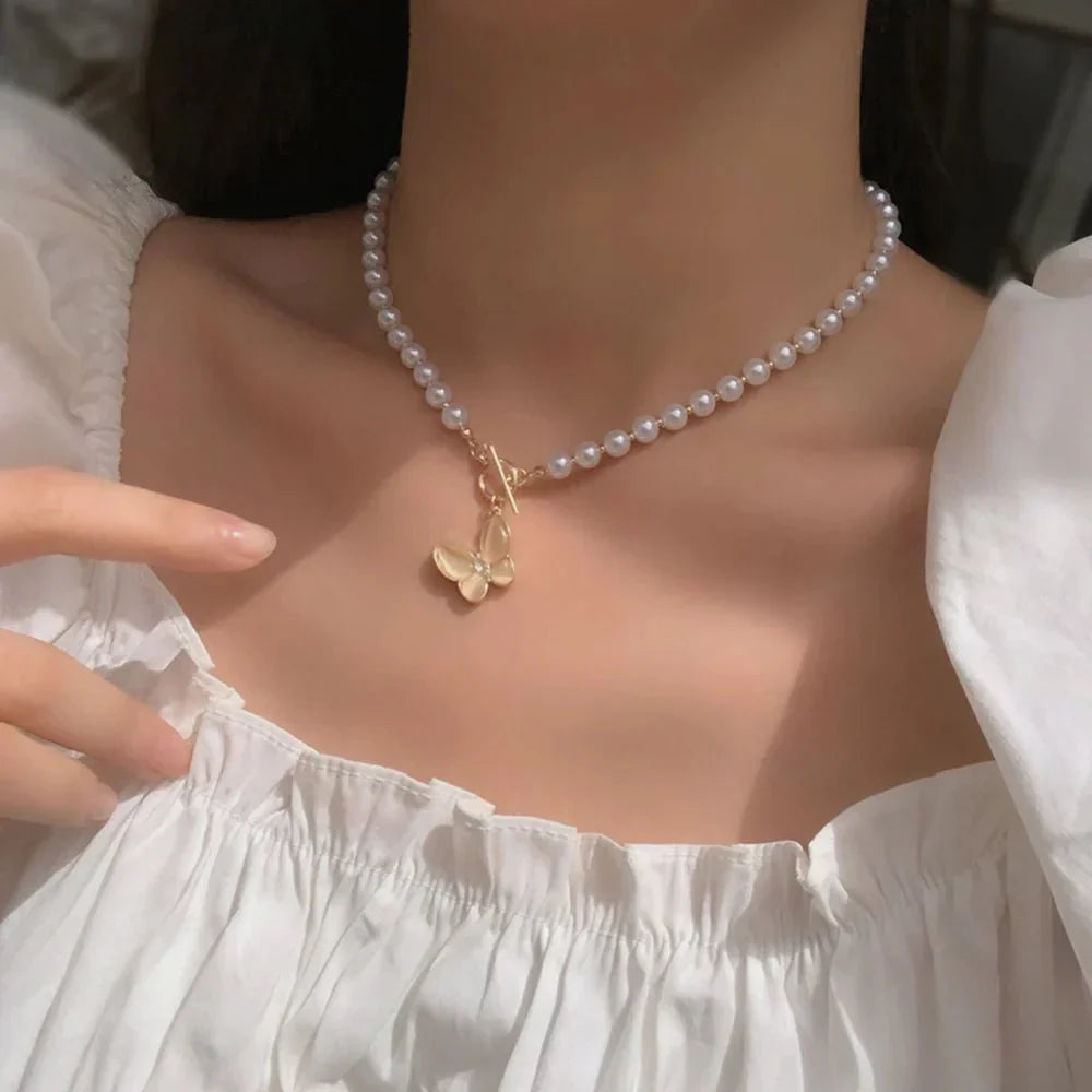 Luxury Crystal Butterfly Pendant Choker Necklace - Halri
