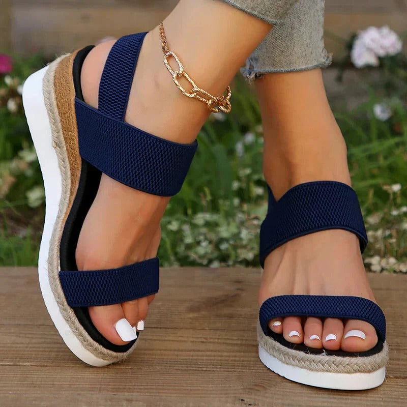 Relaxing Flat Summer Sandals