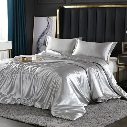 Soft Luxe Bedding Set with Pillowcases and Fitted Sheet