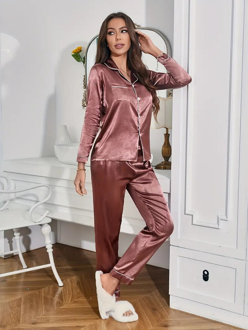 Soft Comfortable Sleepwear Set For Ladies