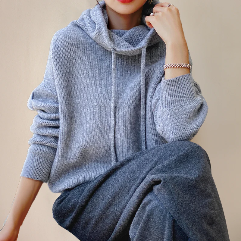 Warm Women's Merino Wool Turtleneck Sweater